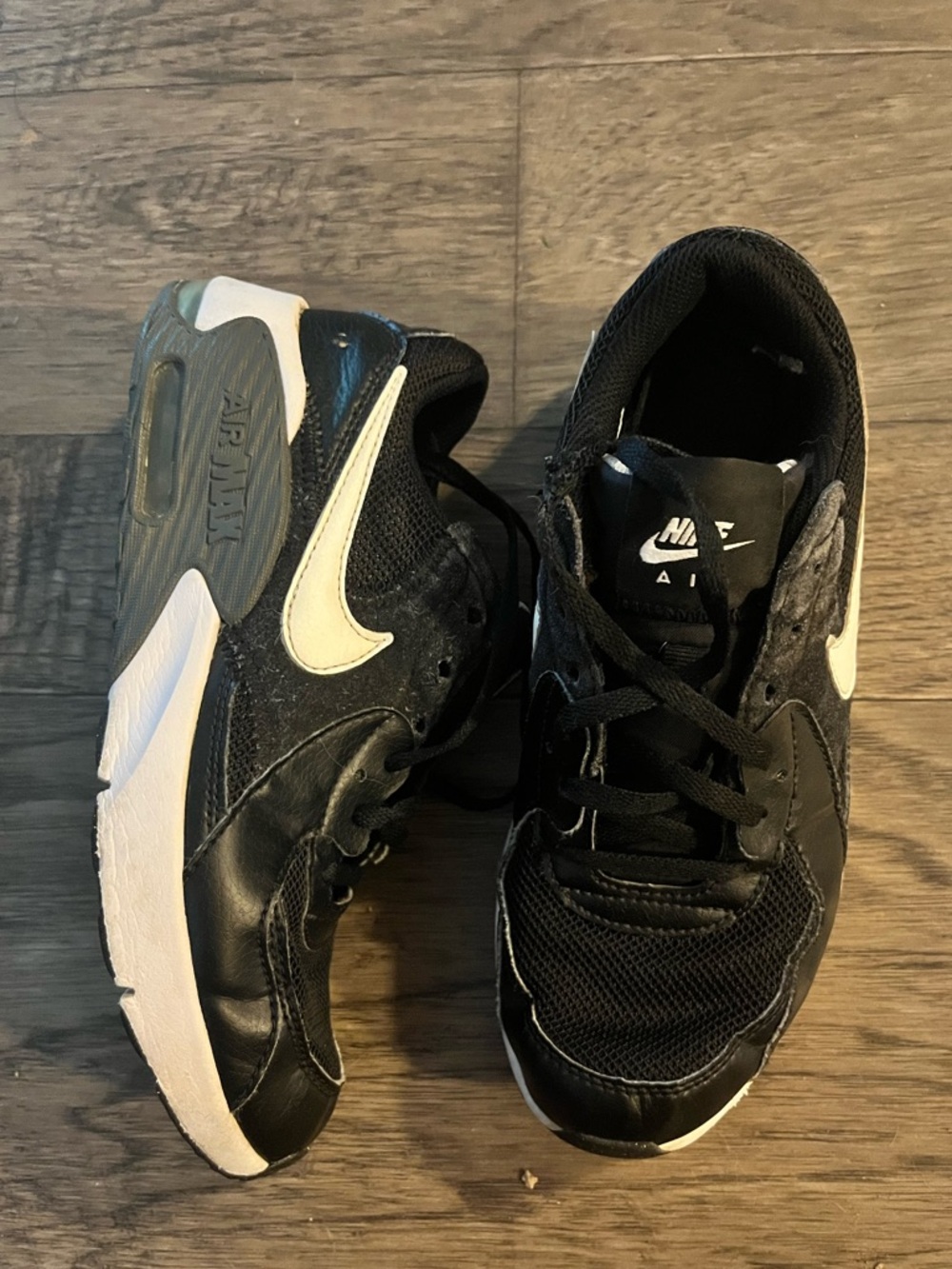 Black/White Youth Nike Air Max